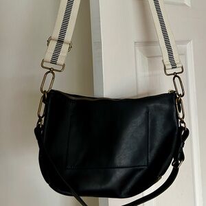 Madewell BLACK Leather Carabiner crossbody Shoulder Bag Excellent condition